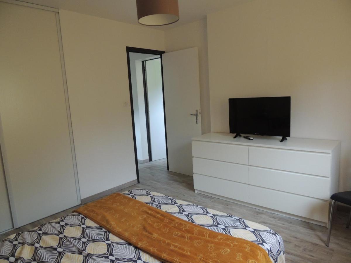Les Chataigniers Appartement Meuble Saint-Sebastien  Bagian luar foto