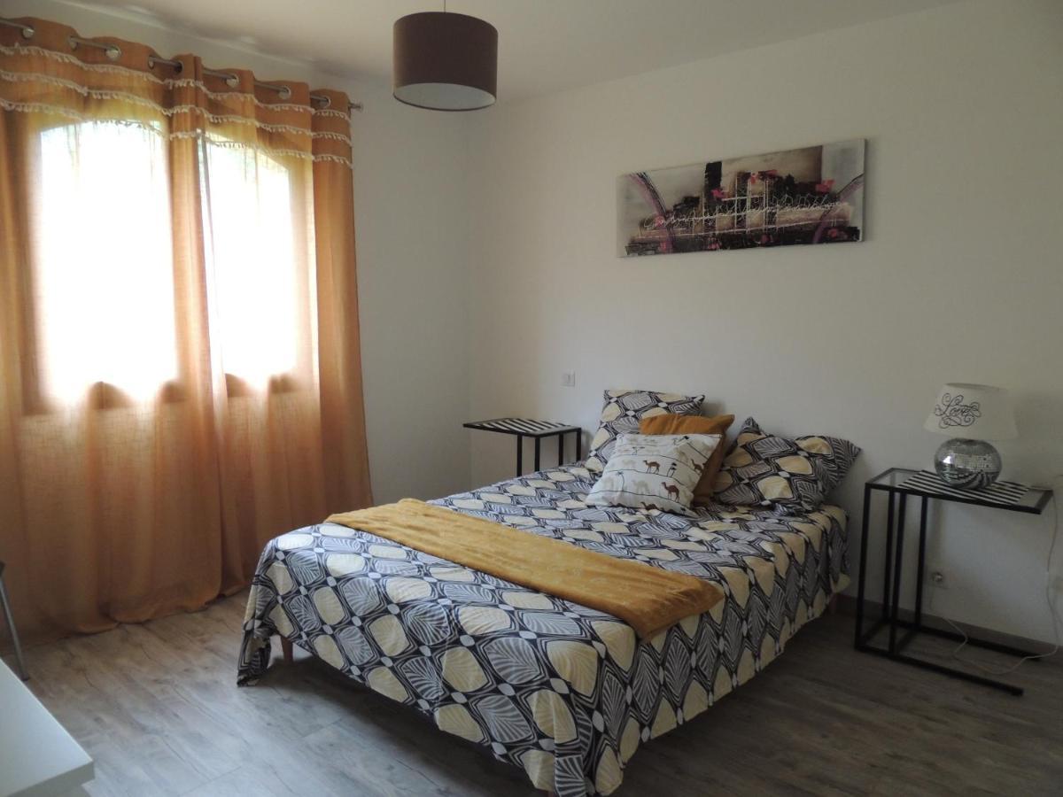 Les Chataigniers Appartement Meuble Saint-Sebastien  Bagian luar foto